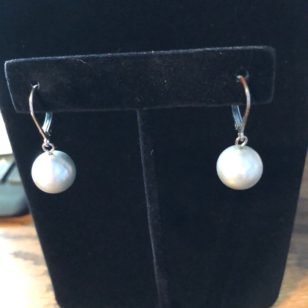 Premier Design “First Lady” earrings - Picture 2 of 3